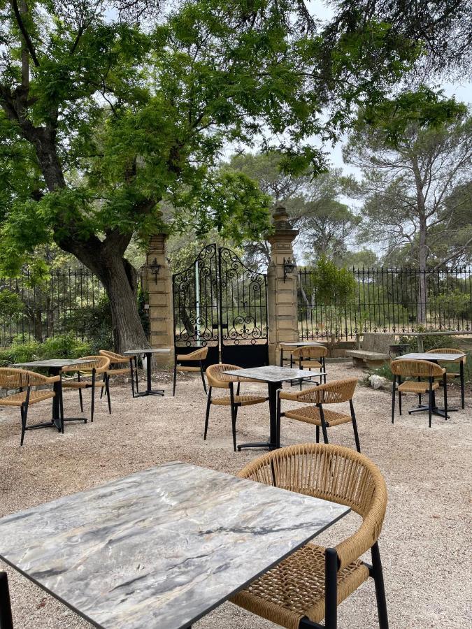 Soko Hotels-Pont Du Gard Remoulins Zewnętrze zdjęcie